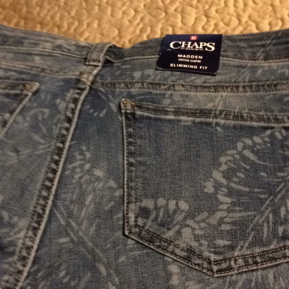 Capris - Picture 2 of 5